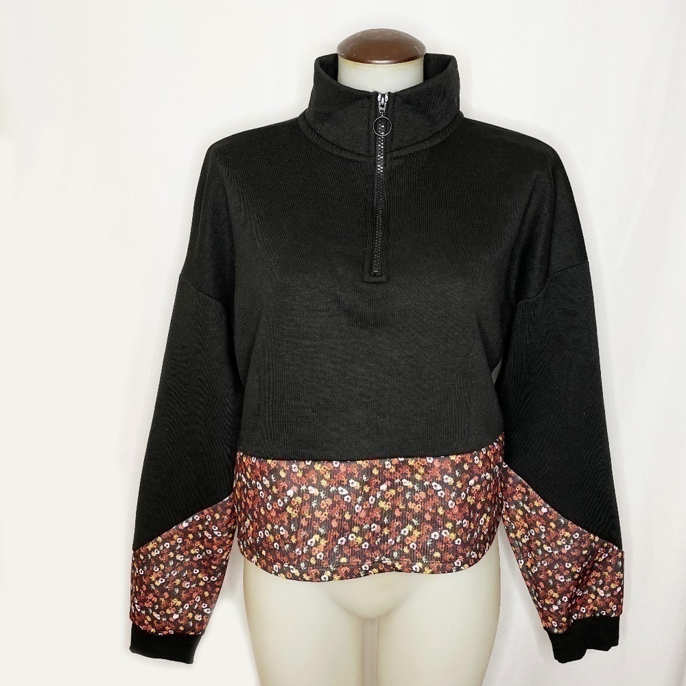 Nwt Oversize Cut & Sew Black Floral Pop Over Fleece Top